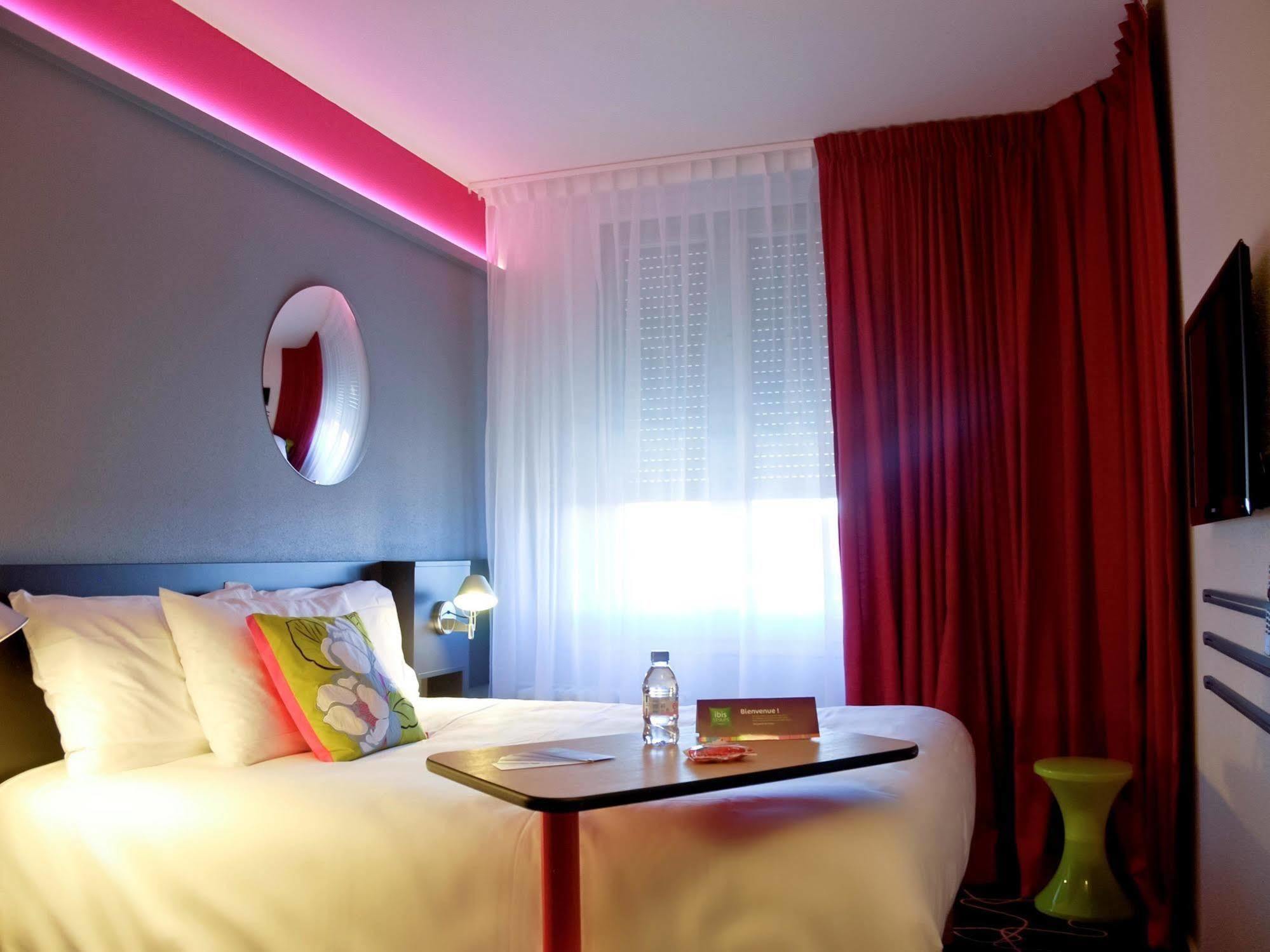 Ibis Styles Roanne Centre Gare Otel Dış mekan fotoğraf